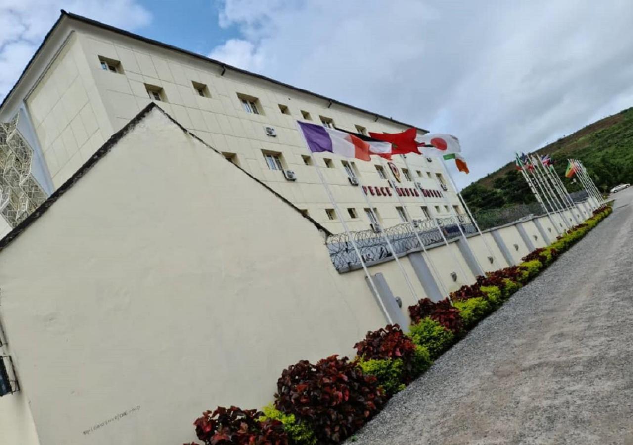 Peace Media Hotels Abuja Exterior foto