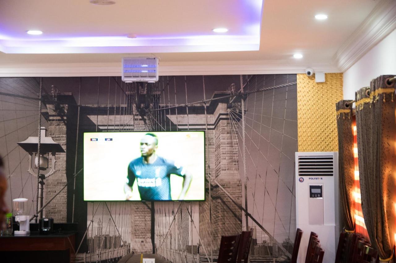 Peace Media Hotels Abuja Exterior foto