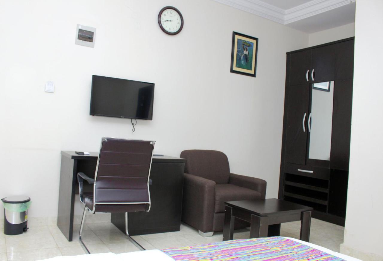 Peace Media Hotels Abuja Exterior foto